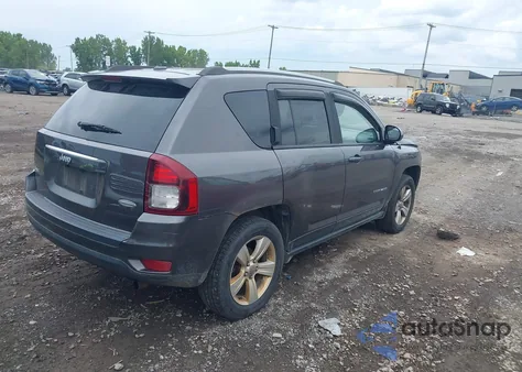 2015 Jeep Compass Latitude из США, поврежденный, VIN 1C4NJDEB8FD412768